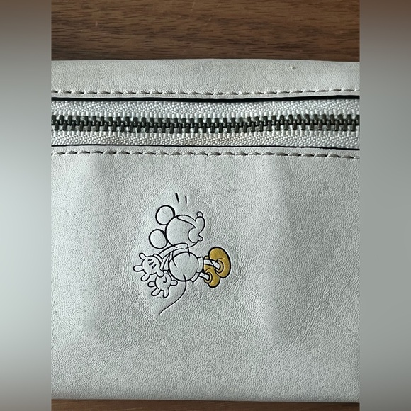 Mickey Mouse Coach clutch - Picture 7 of 16